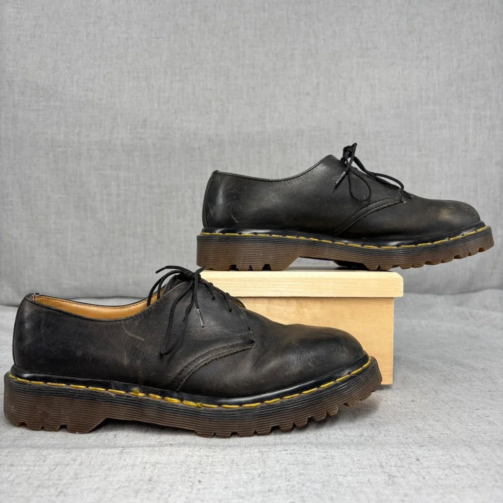 Vintage Dr. Martens Oxfords Black Leather Platform Lug Sole MIE Unisex UK 6